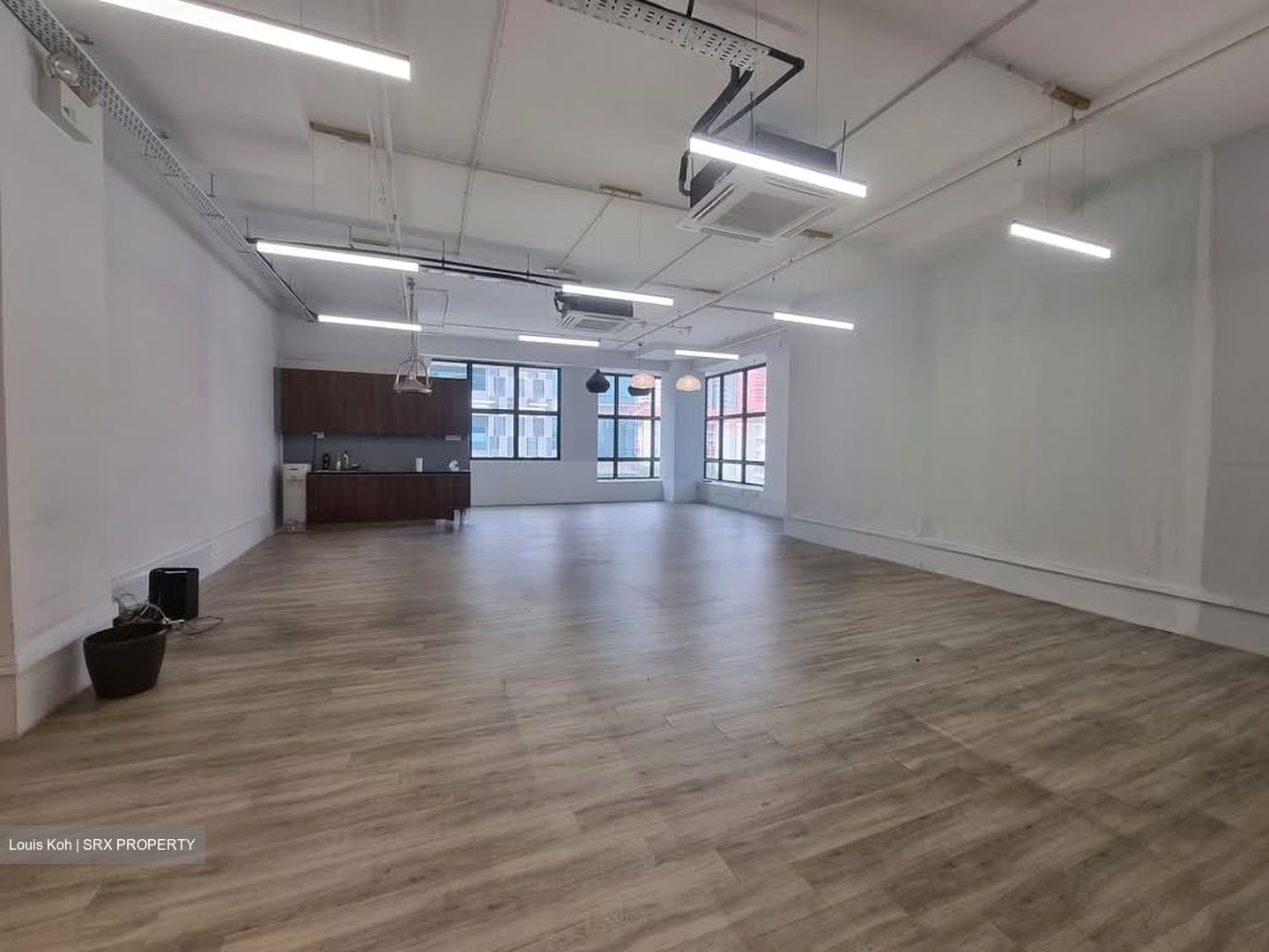 Midview City (D20), Office #566777661